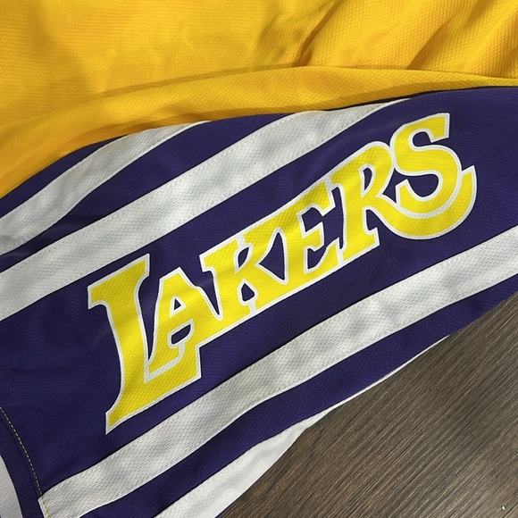 Lakers basketball shorts - Picture 5 of 5